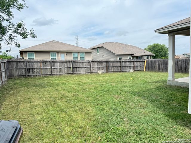 1411 Dry Eagle, San Antonio, TX 78245