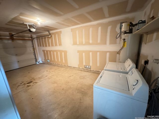 1411 Dry Eagle, San Antonio, TX 78245