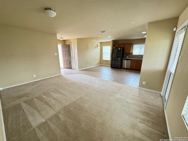 1411 Dry Eagle, San Antonio, TX 78245