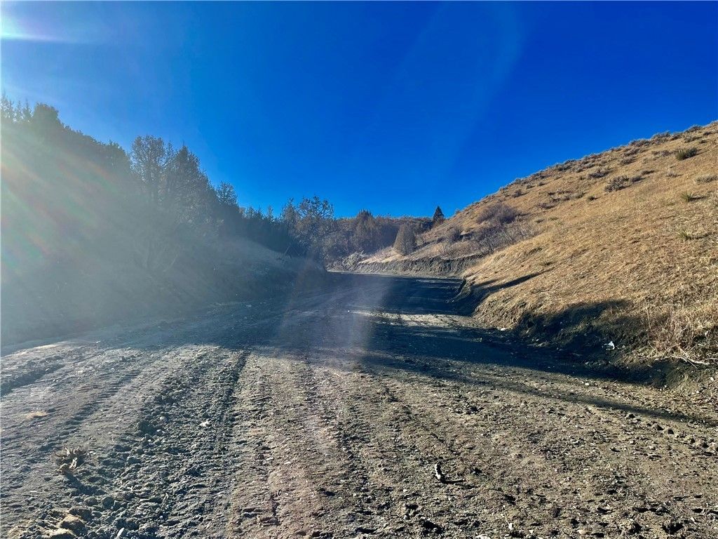 2391 Blue Creek, Billings, MT 59101 photo 2