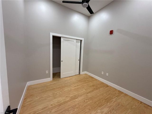 332 34th St Apt 116, Newport News, VA 23607