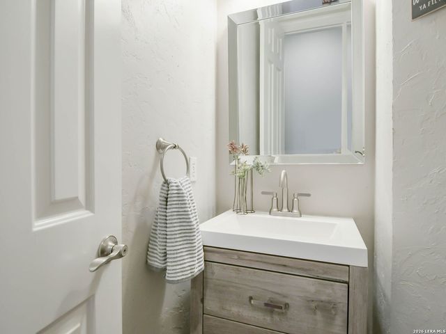 922 SPLIT FAIRWAY, San Antonio, TX 78260