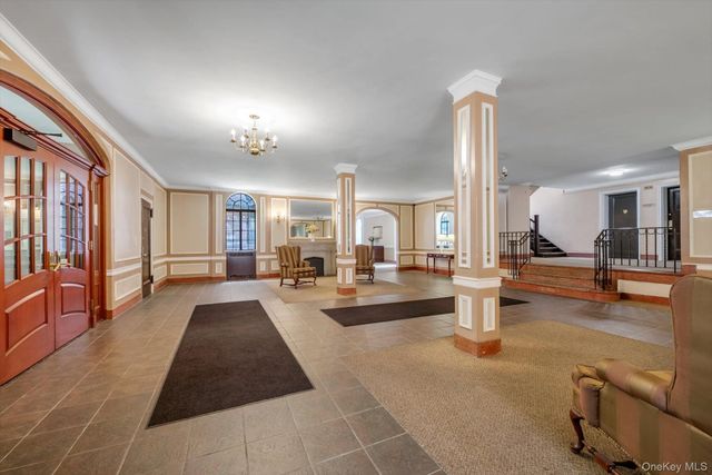 8380 118th Street 2P, Kew Gardens, NY 11415