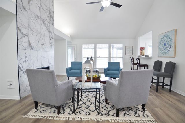 16002 Constitution Lane, Friendswood, TX 77546