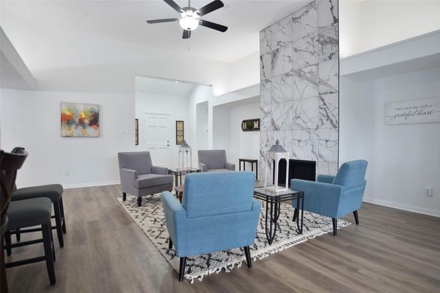 16002 Constitution Lane, Friendswood, TX 77546