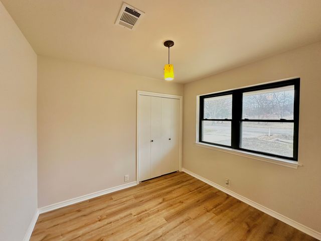 1210 E Jefferson Street, Van Alstyne, TX 75495