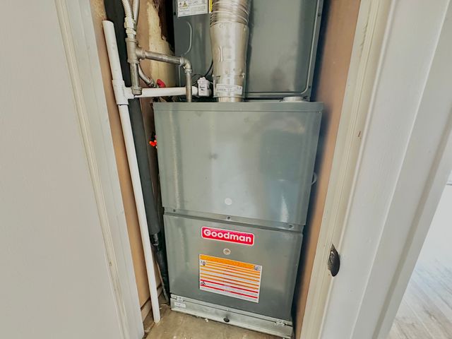 1210 E Jefferson Street, Van Alstyne, TX 75495