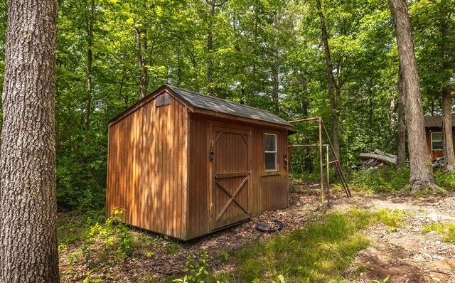 882 Wayne 459, Piedmont, MO 63957