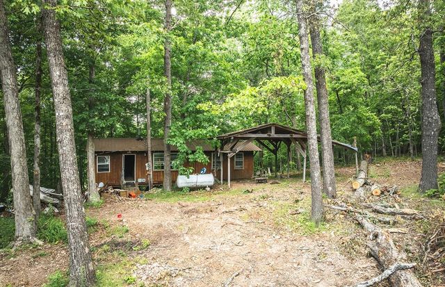 882 Wayne 459, Piedmont, MO 63957