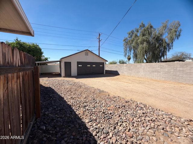 312 N 84TH Place, Mesa, AZ 85207