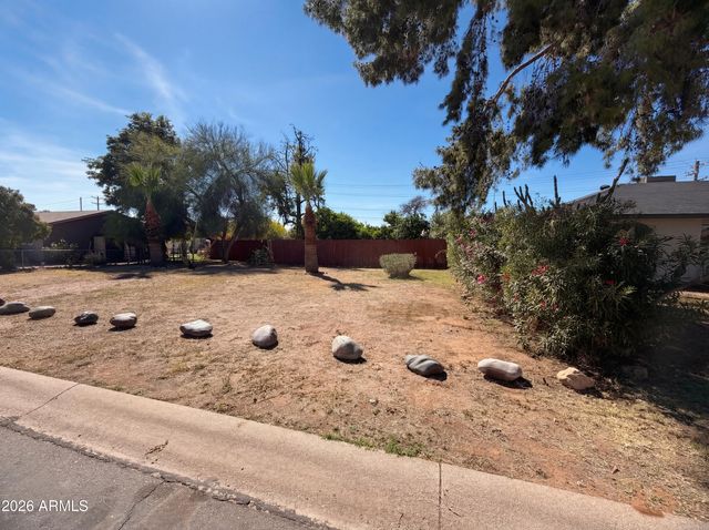 312 N 84TH Place, Mesa, AZ 85207