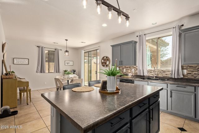 10323 W MAGNOLIA Street, Tolleson, AZ 85353