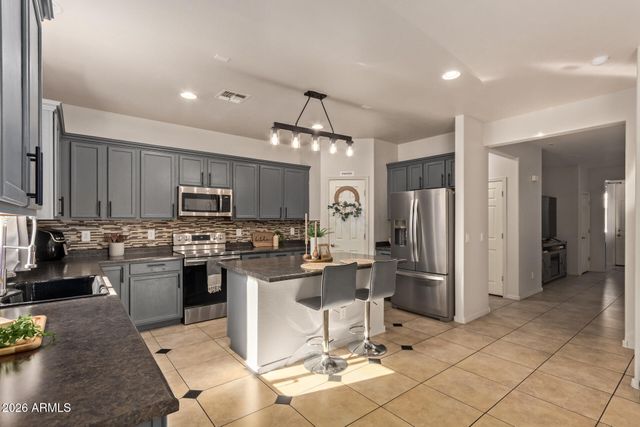 10323 W MAGNOLIA Street, Tolleson, AZ 85353