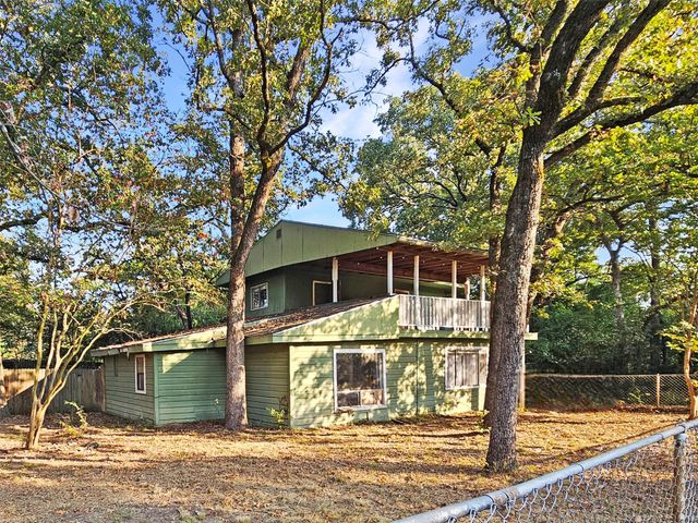 709 Cedarcrest Drive, Tool, TX 75143