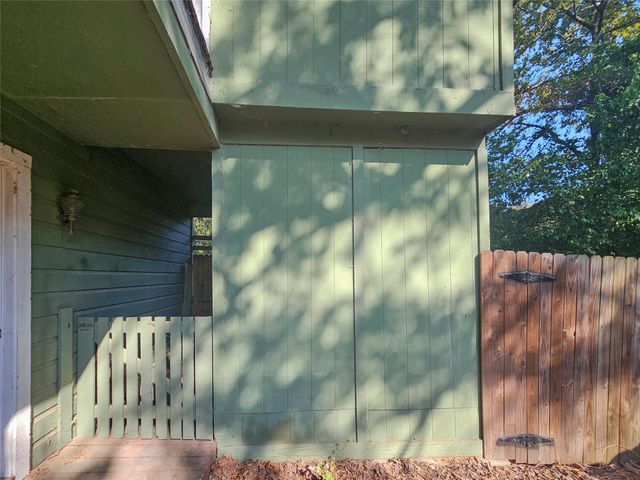 709 Cedarcrest Drive, Tool, TX 75143