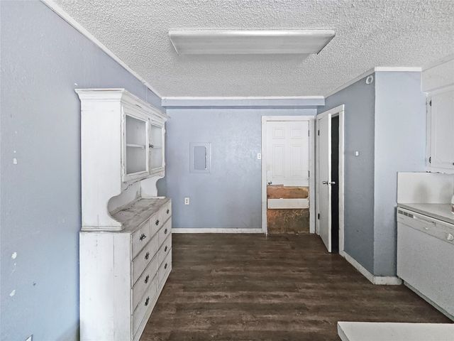 709 Cedarcrest Drive, Tool, TX 75143