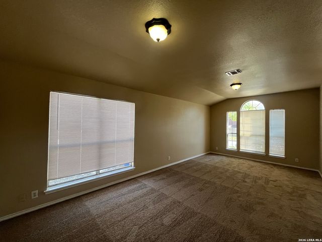 1231 Jordan Xing, San Antonio, TX 78221