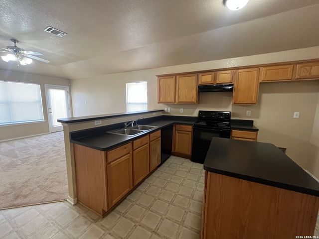 1231 Jordan Xing, San Antonio, TX 78221