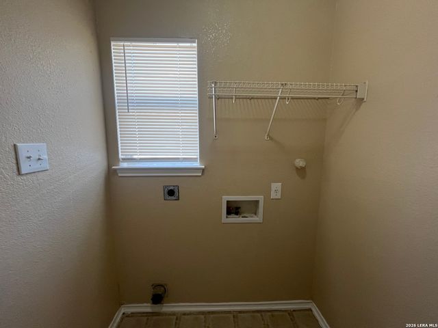 1231 Jordan Xing, San Antonio, TX 78221