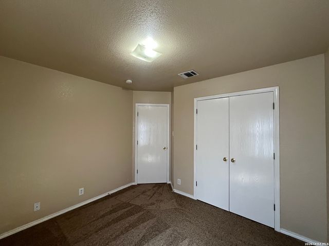 1231 Jordan Xing, San Antonio, TX 78221