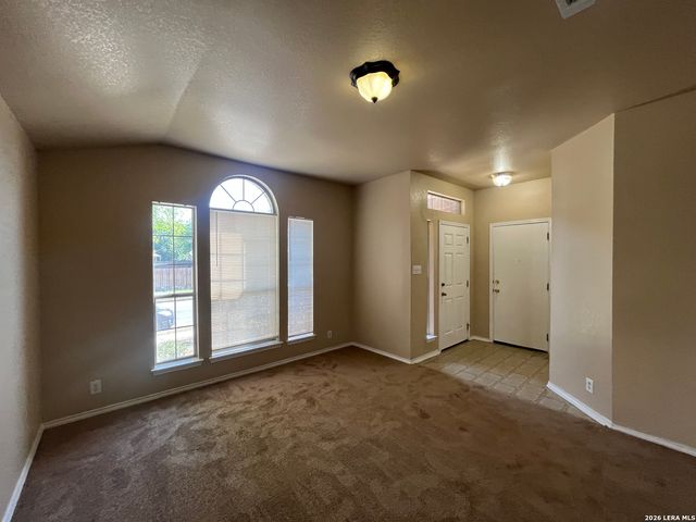 1231 Jordan Xing, San Antonio, TX 78221