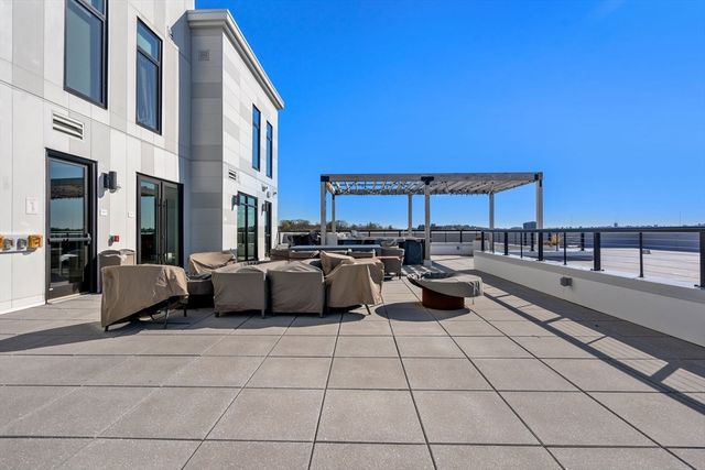 191 Washington St 615, Boston, MA 02135