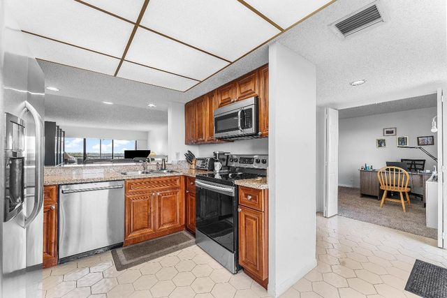 6662 Boca Del Mar Drive 715, Boca Raton, FL 33433