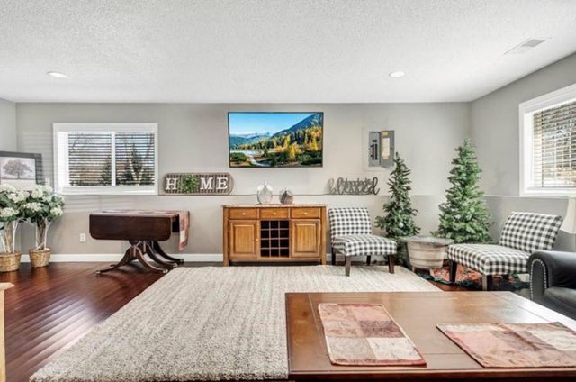 13413 NW Riverview Drive NW, Elk River, MN 55330
