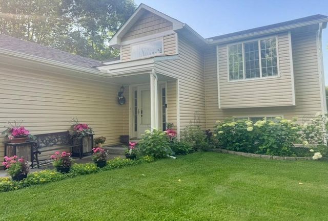13413 NW Riverview Drive NW, Elk River, MN 55330