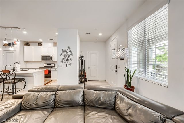 3316 Palindrome Avenue, Henderson, NV 89044