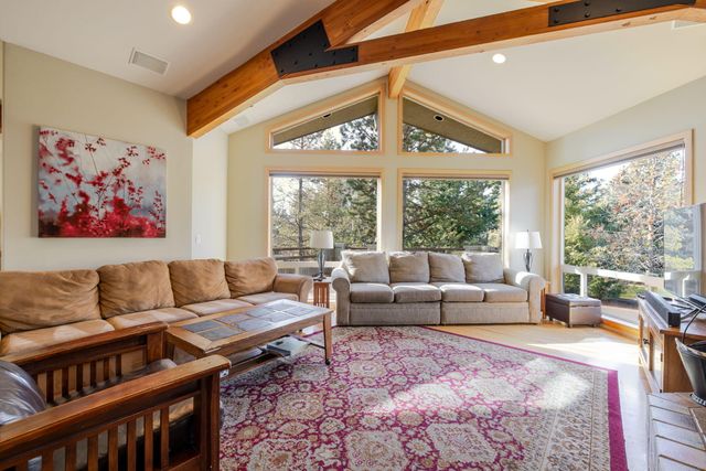 58010 Mulligan Lane, Sunriver, OR 97707