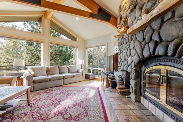 58010 Mulligan Lane, Sunriver, OR 97707