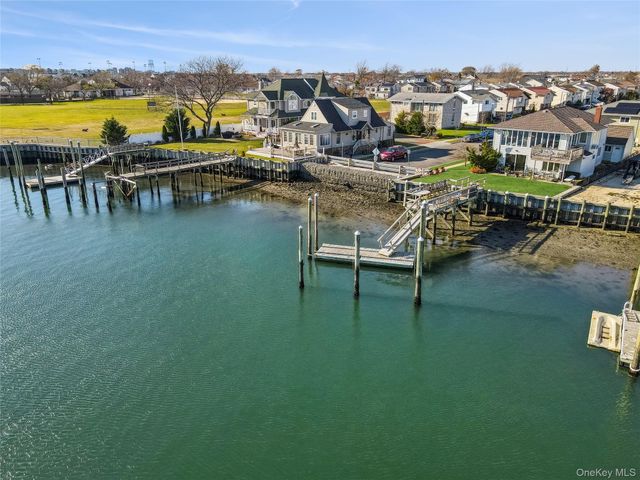 255 Delaware Avenue, Island Park, NY 11558