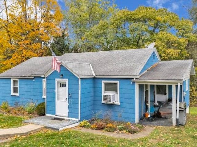 1004 Gringo Road, Hopewell Twp, PA 15001