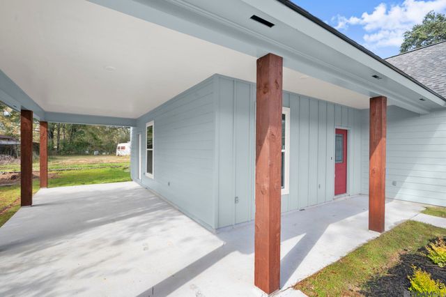 1261 Dr Mlk Jr Ln, Baker, LA 70714