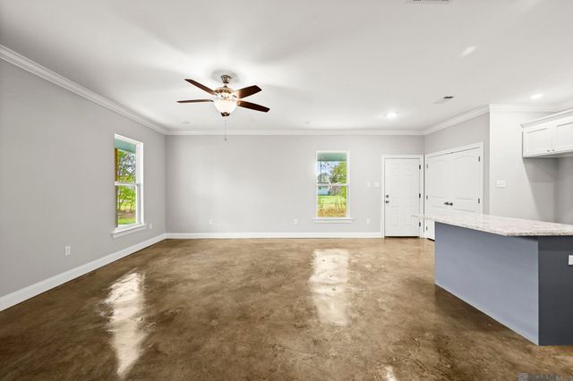 1261 Dr Mlk Jr Ln, Baker, LA 70714