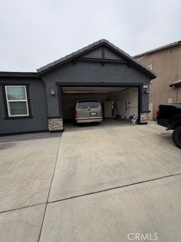 7664 Steamboat St, Riverside, CA 92507