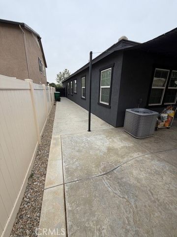 7664 Steamboat St, Riverside, CA 92507