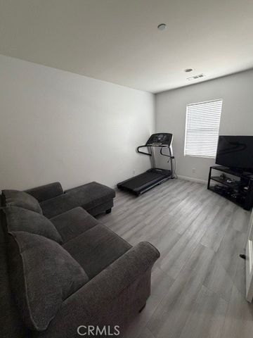 7664 Steamboat St, Riverside, CA 92507