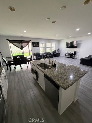 7664 Steamboat St, Riverside, CA 92507