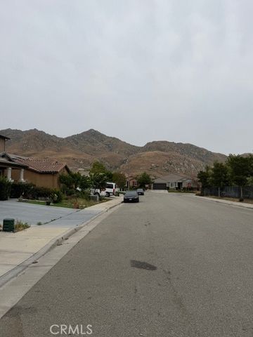 7664 Steamboat St, Riverside, CA 92507