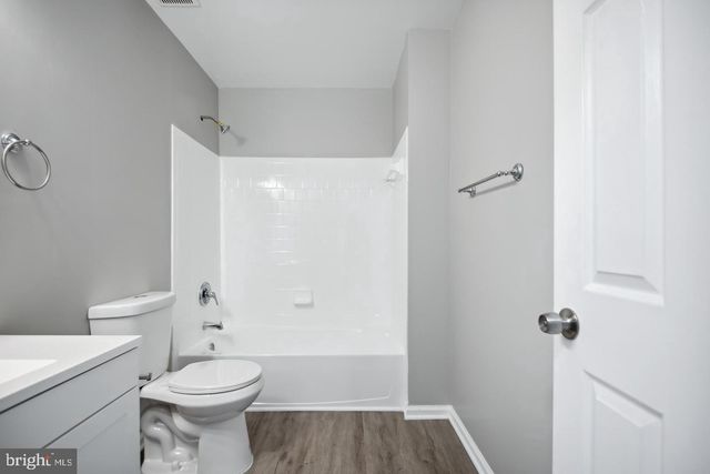 7135 LADD CIR, Frederick, MD 21703