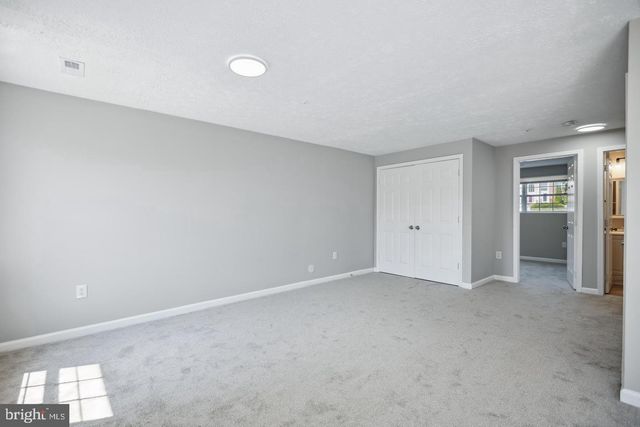 7135 LADD CIR, Frederick, MD 21703