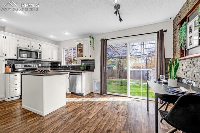 7317 Sullivan Circle, Colorado Springs, CO 80911