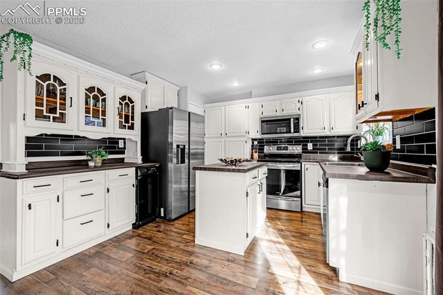 7317 Sullivan Circle, Colorado Springs, CO 80911