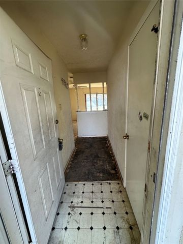 6415 Cinnamon Oaks Drive, Dallas, TX 75241