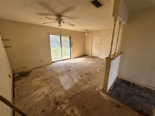 6415 Cinnamon Oaks Drive, Dallas, TX 75241