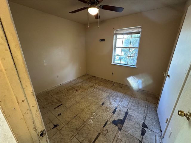 6415 Cinnamon Oaks Drive, Dallas, TX 75241