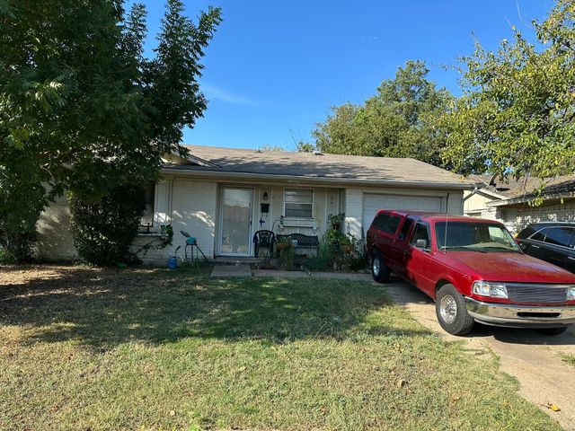 6415 Cinnamon Oaks Drive, Dallas, TX 75241