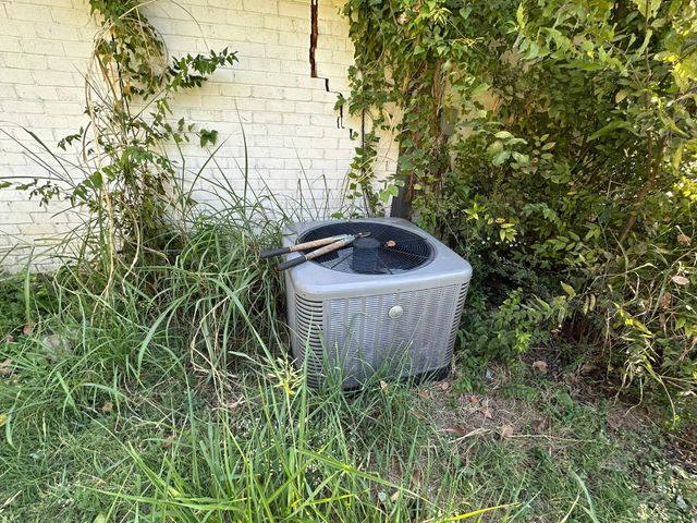 6415 Cinnamon Oaks Drive, Dallas, TX 75241